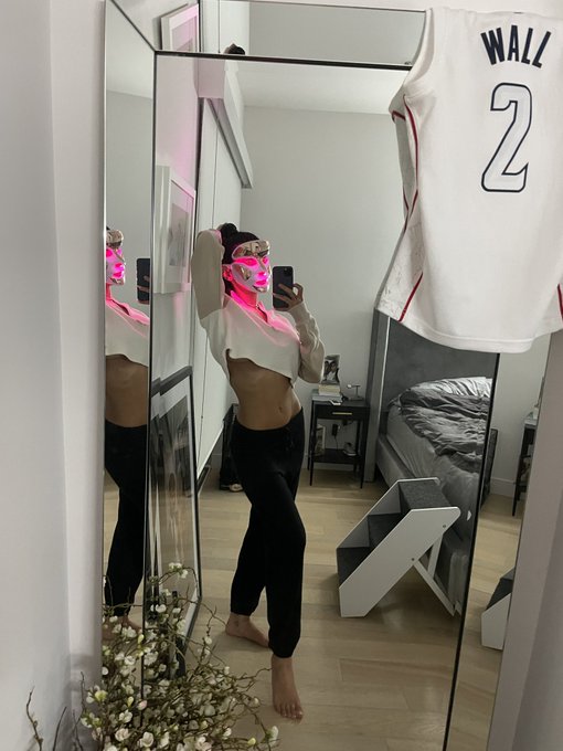 Daft Punk kicked me out of the band, so I had to start an OnlyFans https://t.co/2xs0sbX44R<a href="/tag/nbavote"class="tags"><span>#nbavote</span></a><a href="/tag/wallstar"class="tags"><span>#wallstar</span></a>