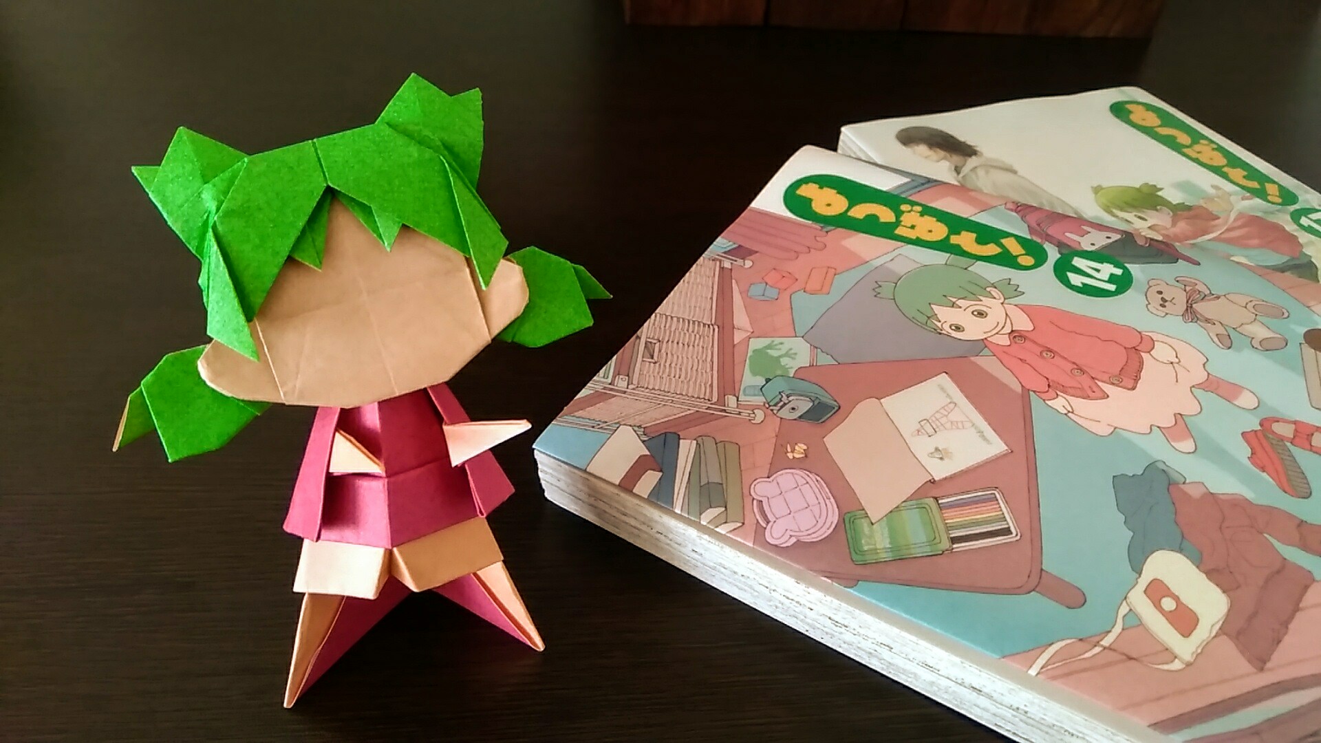 Kanoko9 15巻の発売が待ち遠しくて よつばを折ったよ 折り紙創作 Kanoko9 正方形2枚複合 糊なし なし よつばと 折り紙 Origami T Co Hfpjrzy8ak Twitter