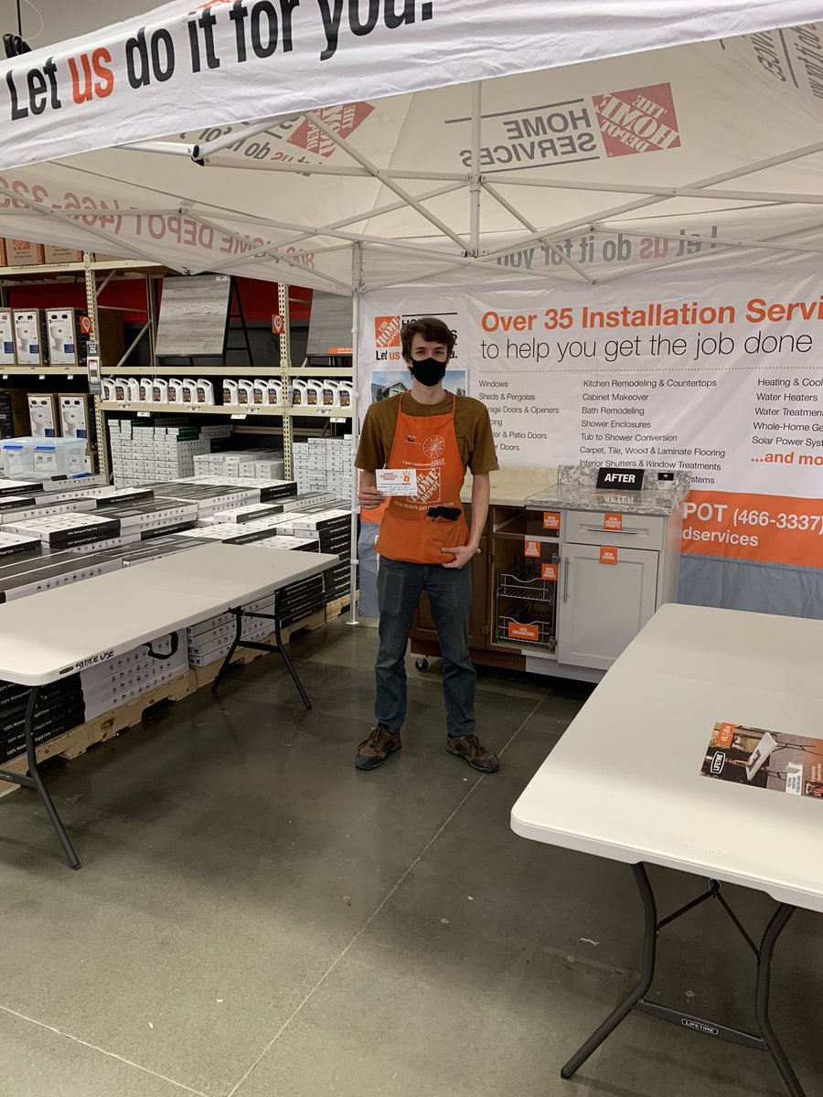 Everett set up for the BIG HDIS SERVICE EVENT happing 2/6. Kai put up the tent with a safety focus and made sure to eliminate the trip hazards. Great job Kai! #safetyispersonal <a href="/HdJaaron/">Jaaron Lauterbach HD</a> <a href="/SarahLowell_HD/">Sarah Lowell</a> @CraigCorlissHD @THDTrenton
