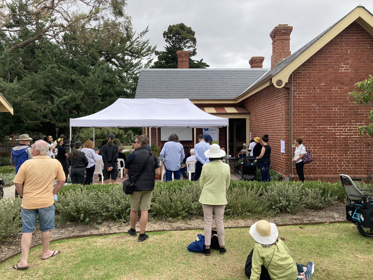 PaulECarnell's tweet photo. A fun day out at the Hobsons Bay #wetland centre today, to celebrate #WorldWetlandsDay! Such a great chance to talk to people about all the amazing #ecosystemservices from #coastalwetlands, including #bluecarbon! Followed up by some #citizenscience @BlueCarbonLab https://t.co/dok7m9FiZl