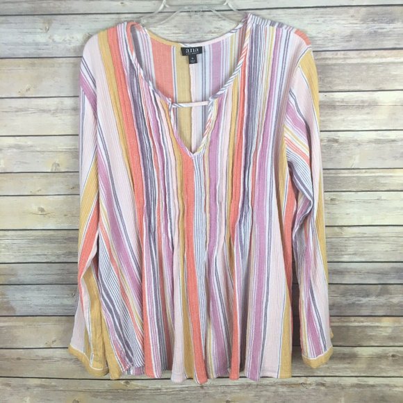 yourAMcaffeine's tweet photo. So good I had to share! Check out all the items I'm loving on @Poshmarkapp #poshmark #fashion #style #shopmycloset #ana: https://t.co/hKxMsxWSgw https://t.co/nM2fNNxTZO