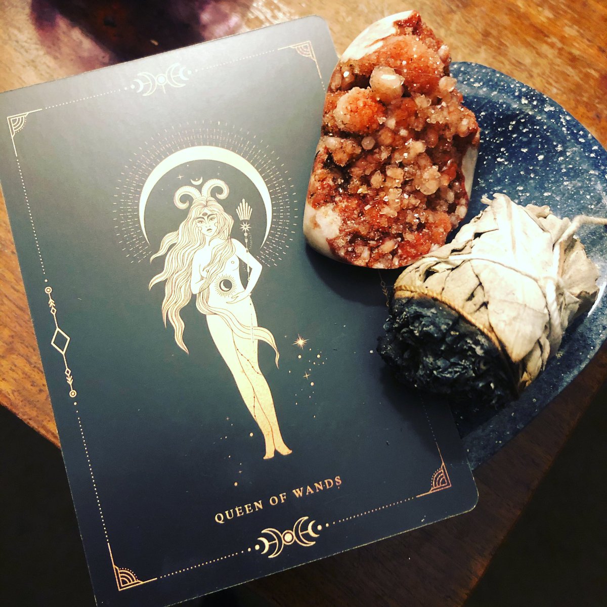 cat_backwards's tweet photo. Sooo, it’s been a while. I’m not currently writing, but I have picked up tarot. If you wanna hang with the spirit gang let me know! 👻 😎 🔮 https://t.co/sHzTHffYD2
