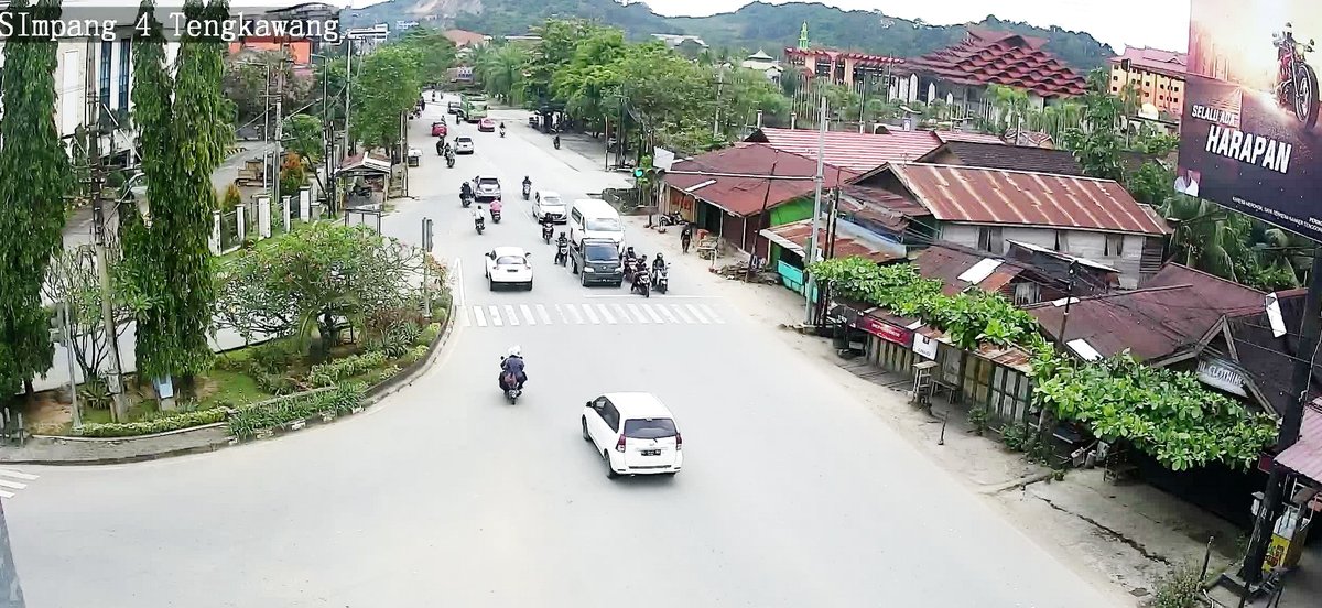 SamarindaTepian's tweet photo. Situasi terkini di persimpangan #karangpaci #tengkawang #msaid #dprd #Samarinda (pic: pemkot smr) https://t.co/nnbJxtLYHY