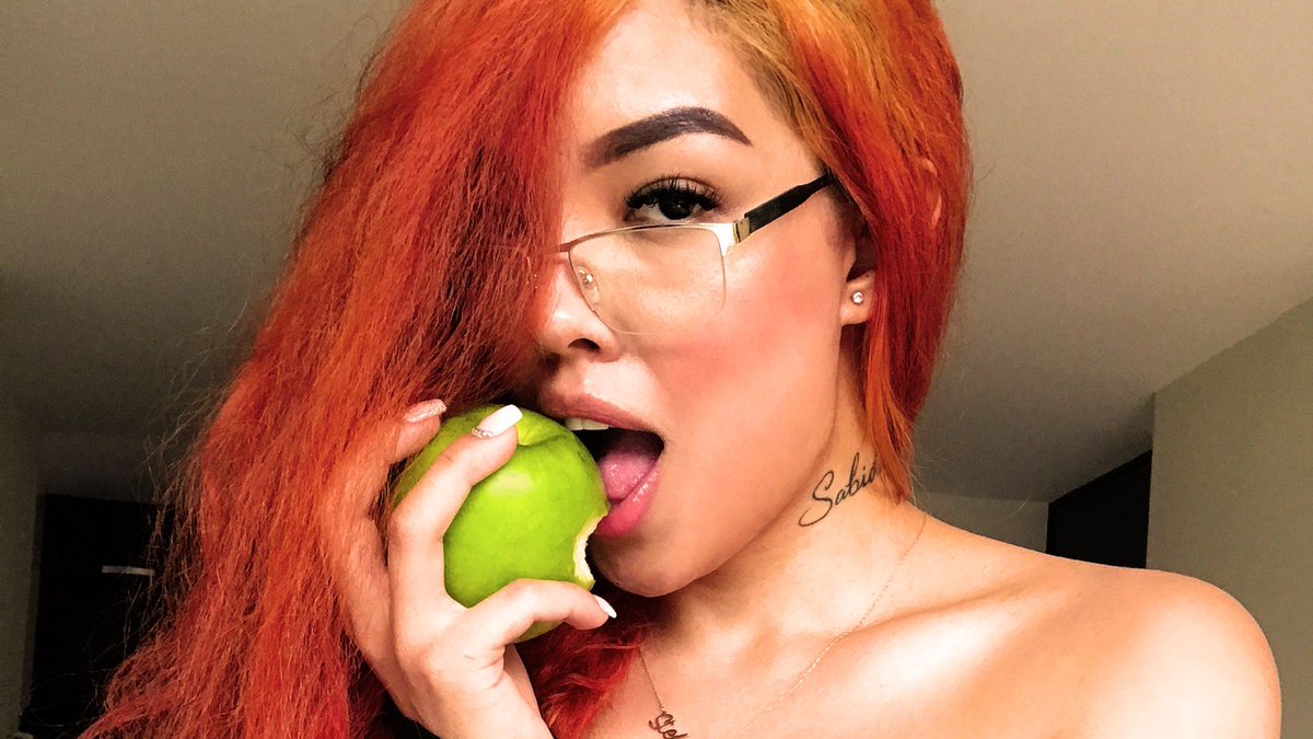 JacksonSheyla's tweet photo. Green Apple ♥ https://t.co/DOwP41uJfv