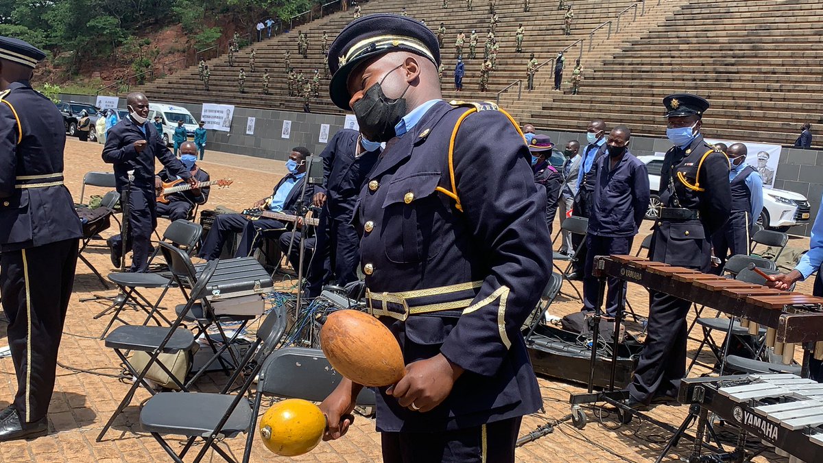 My guests after we had a glass of expensive wine, but to me it tasted like shit, looking content said goodnyt and left. I called the waiter and asked for the menu. U the prices were out of this world. I was like you know what my guy. I am full later