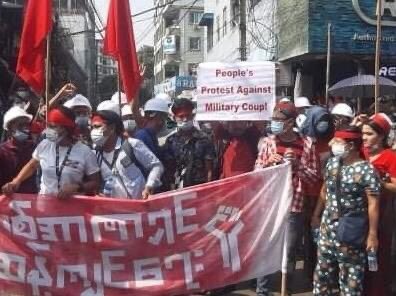 minnthantoo's tweet photo. protest in yangon
6.02.202 #protest #yangon #whatishappeninmyanmar #Myanmar https://t.co/4nHq9l5V1z