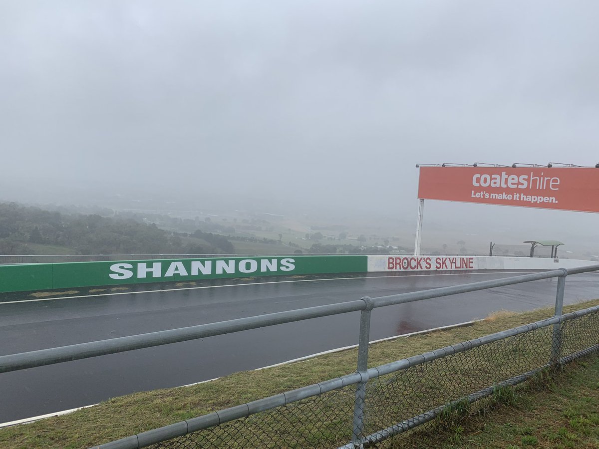 hrtjasedarwin's tweet photo. Bit wet on the mountain today hoping for good weather in three weeks #repco500 https://t.co/wmnRTjkRJH