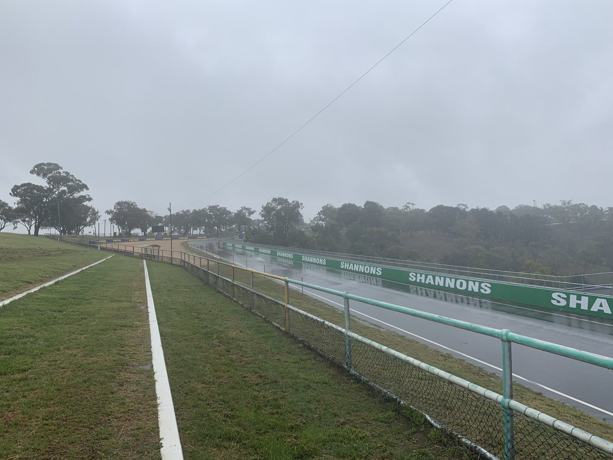 hrtjasedarwin's tweet photo. Bit wet on the mountain today hoping for good weather in three weeks #repco500 https://t.co/wmnRTjkRJH