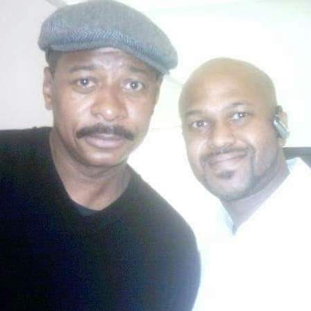 thedarylj's tweet photo. I still got nothing but love for this brother right here. I still have a Shuffle of my own to pursue as well. BTW, I still say watch #MakingTheFiveHeartbeats Happy Birthday @Robert_Townsend #EndOfStory #ijslol21 ๐๐๐๐ https://t.co/3Uouz6cEgO