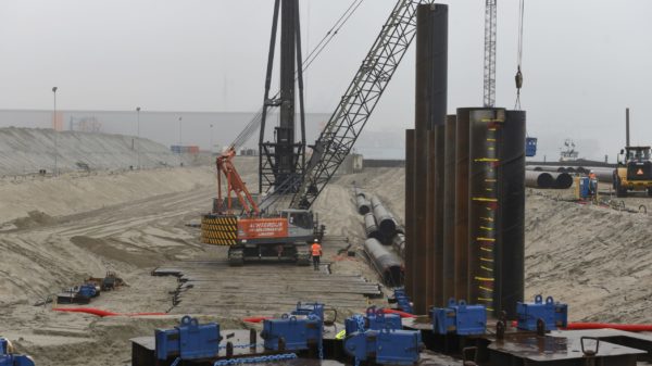 De overtreffende trap van een kademuur dlvr.it/Rs7797