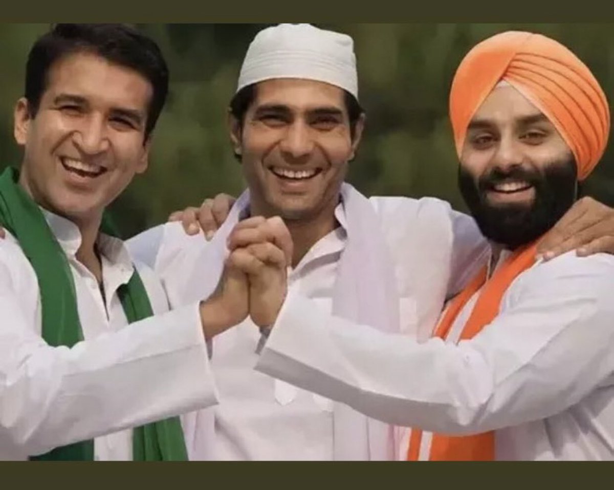 simrn_official's tweet photo. We are united...lets come out your houses and stand with farmers who serves the food whole nation #IndiaSupportsChakkaJaam https://t.co/NsFcCP1wae