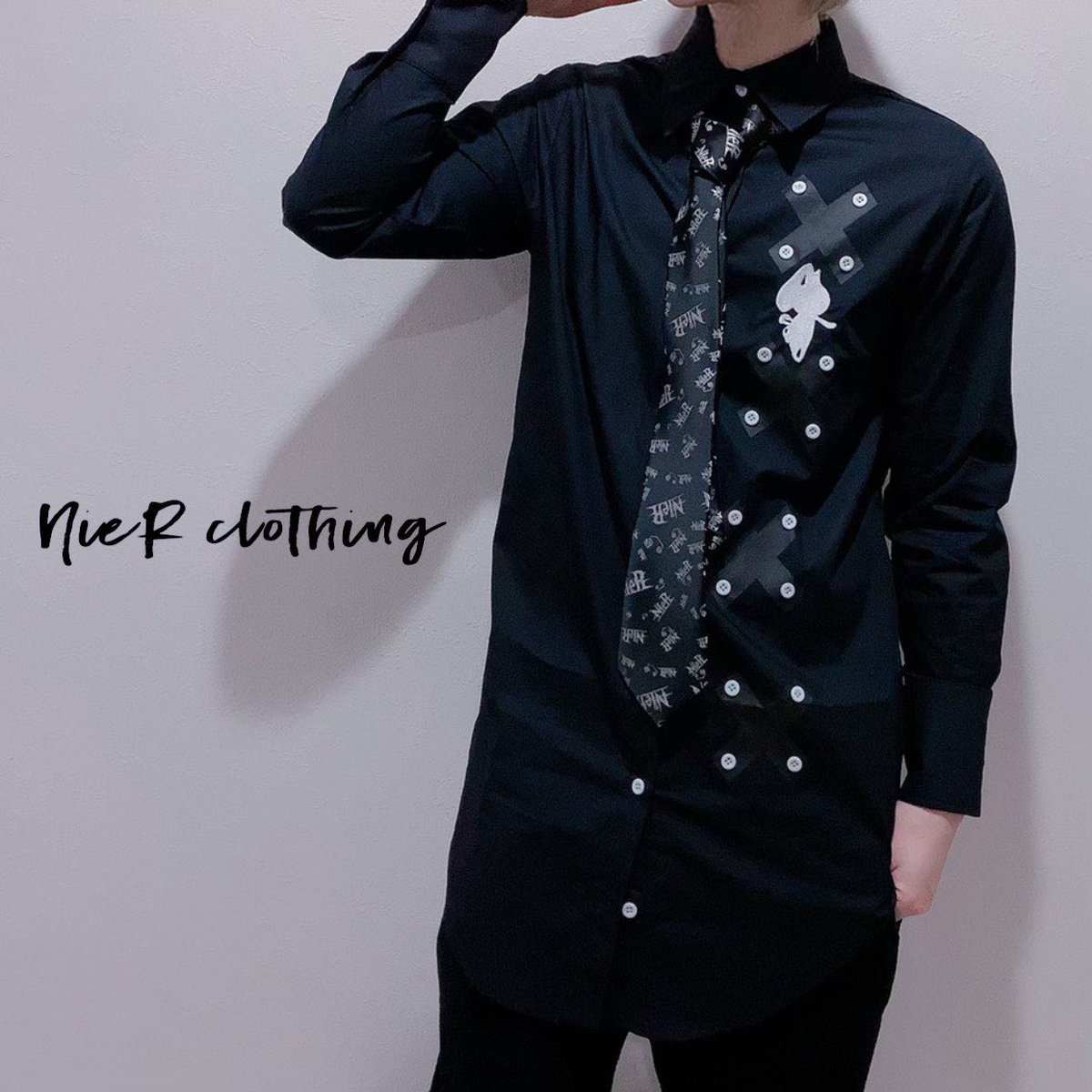 NieR_tokyo's tweet photo. 🎁本日〆切プレゼント企画🎁

【STYLISH BLACK Y-SHIRT】

🎁4名様にプレゼント🎁

ユニセックスアイテムです��

◼応募方法
フォロー(@NieR_tokyo) &amp; RT
◼締切〆  本日24時

※鍵垢の方も対象内です。
是非ご参加ください🙇‍♂️🙇‍♀️ https://t.co/BAYsO4m4UH