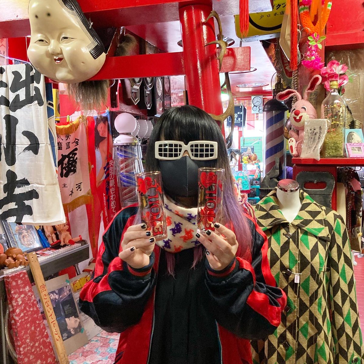 hakuchuum_osaka's tweet photo. 明治スカット
ロンググラス
高さ14.3㎝
直径5.5㎝
1個650円です。

#明治スカット
#レトログラス
#sucatt
#昭和レトロ
#奇貨屋白昼夢
#白昼夢 https://t.co/MMxx9PXywC