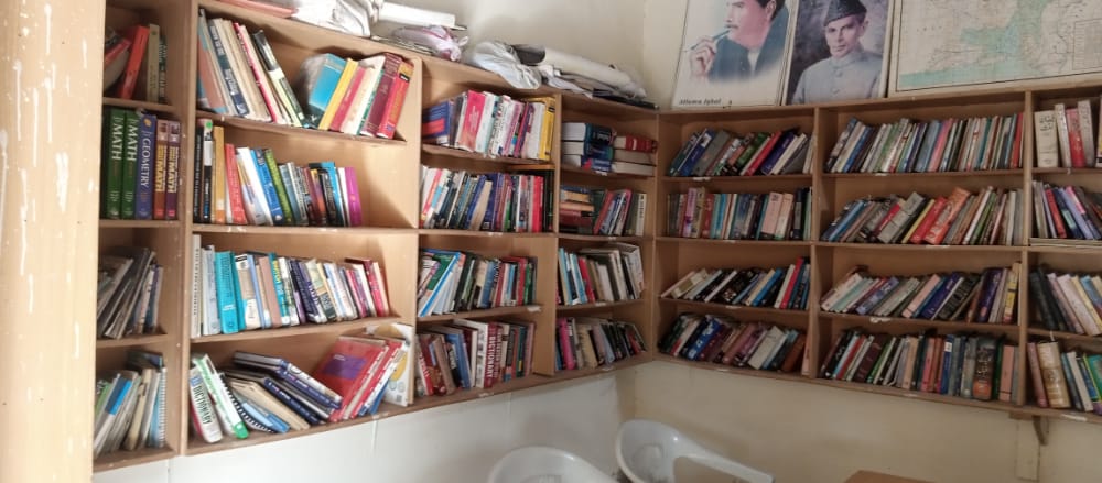 TabishBaloch17's tweet photo. #DonateBooksForSassuiLibraryWinder https://t.co/YTqqztZ6Yu