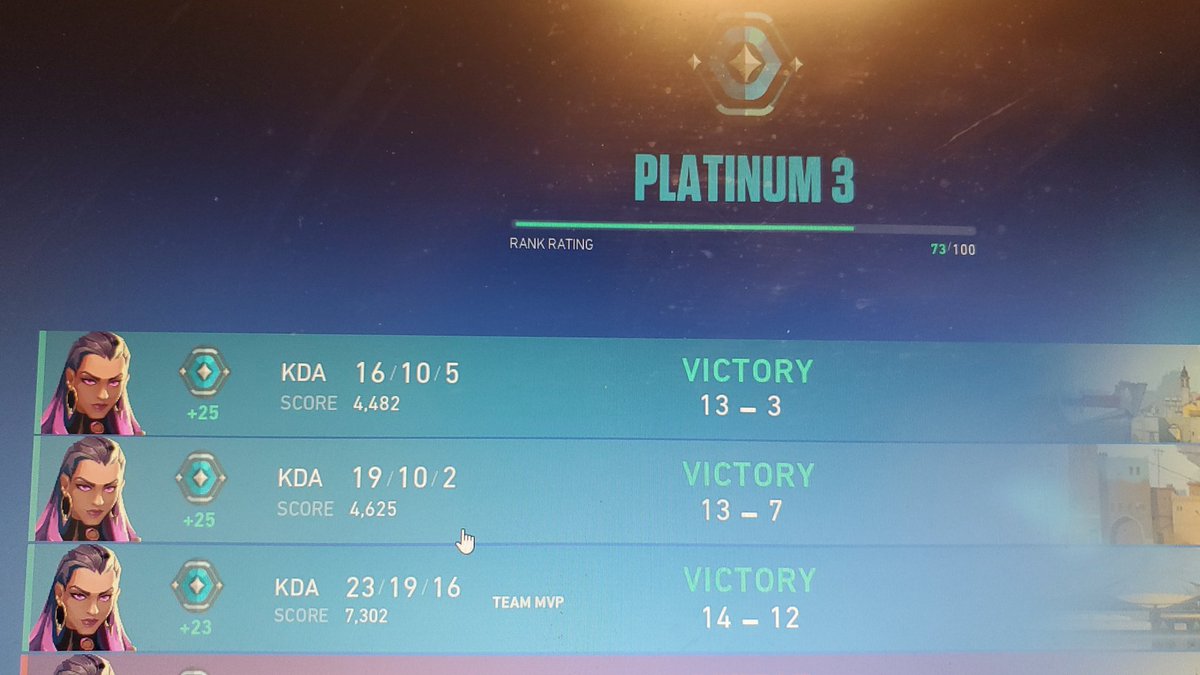Hydrooze's tweet photo. @PlayVALORANT seems like no matter how far we win, i still get the same mmr https://t.co/bheo0KYpge