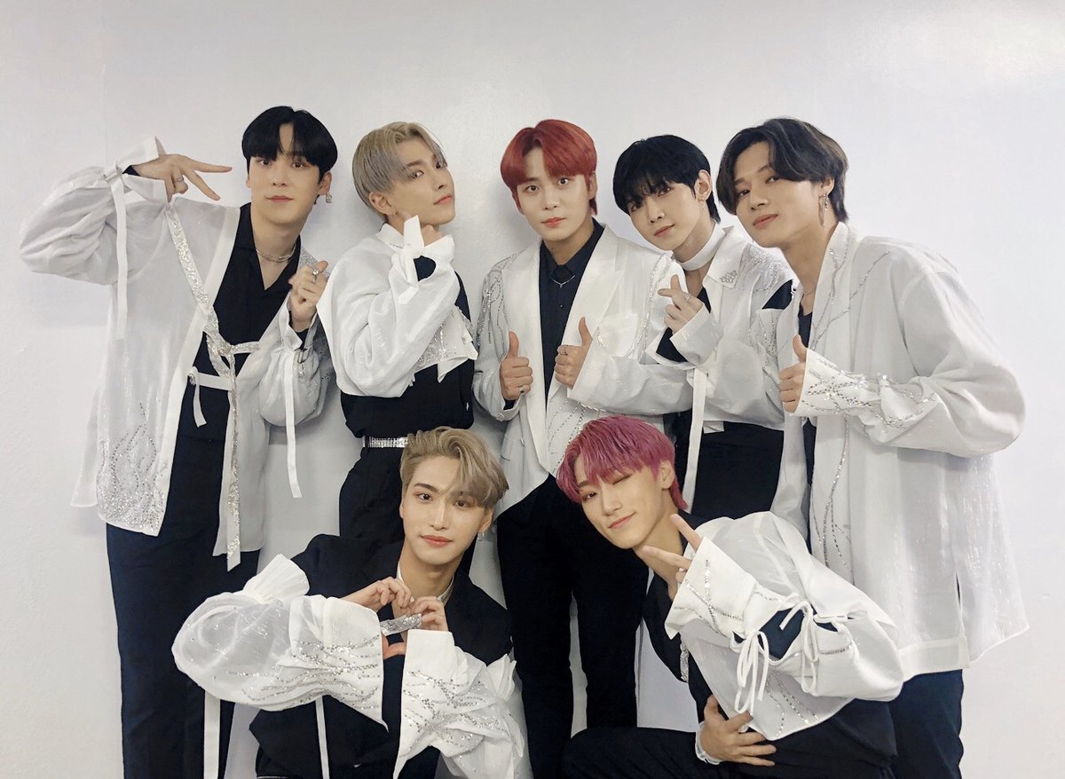 ATEEZofficial's tweet photo. [📷] ATEEZ(에이티즈) OFFICIAL FANCLUB [ATINY] 2기 추가 모집 D-DAY

2기 추가 모집 날이 오늘이 마지막이라고 해요!
에이티즈와 두 번째 추억 만들어요❤ (Feat. 비하인드 단체 사진)
⠀
NEW 🔗 https://t.co/YDkdWzcs8S
1기 ONLY 🔗 https://t.co/nu9kH9q5Q8
⠀
#ATINY #에이티니 #ATEEZ #에이티즈 https://t.co/iXMc2U5lQ5