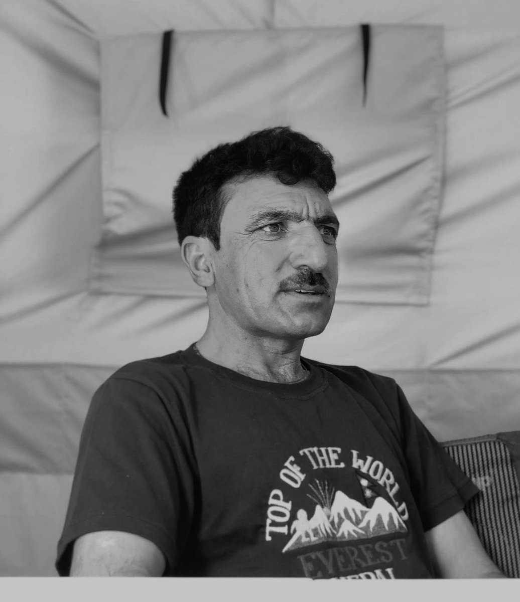ChhangDawa's tweet photo. It’s already been more than 30 hours, we (at basecamp) have received no news of John Snorri🇮🇸, Ali Sadpara 🇵🇰, and Juan Pablo Mohr 🇨🇱, since none of the GPS trackers seem to be working. 

😢 

#k2expedition #k2winter #k2winter2021 #karakorum #sherpa #nepal #pakistan https://t.co/Q4j9krGJ8e
