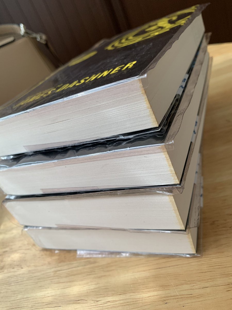BuymeS's tweet photo. The maze runner ฉบับภาษาอังกฤษ
สภาพมือหนึ่ง ใหม่มาก 100%
4 เล่ม 600฿ รวมส่ง

ส��ใจสั่งซื้อแอดไลน์ที่ bio ได้เลยค่ะ
#หนังสือมือสอง #หนังสือภาษาอังกฤษมือสอง #หนังสือภาษาอังกฤษ #นิยายมือสอง #นิยายภาษาอังกฤษ #themazerunner https://t.co/cIzMUMeVsw