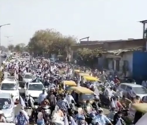 Glimpses of Love for Education and Healthcare model in Gujarat :)

Massive Road Show by Dy CM ⁦⁦@msisodia in Gujarat!

Great show #TeamGujarat😊

#TeamAKInGujarat