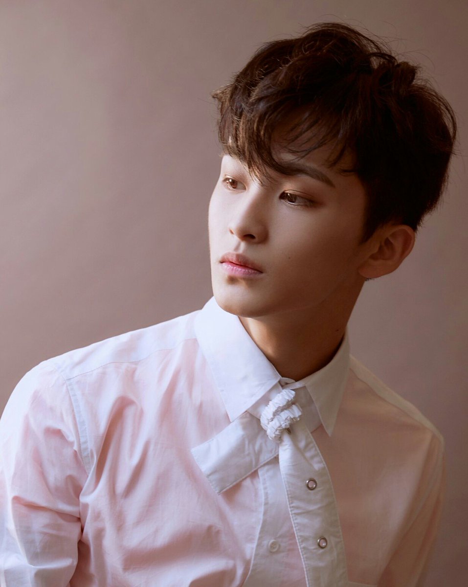 ً (@mhklooks) on Twitter photo 