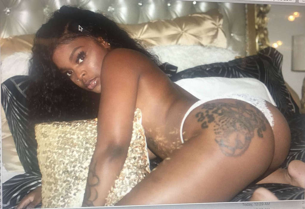 JasmineBrantle7's tweet photo. Okay! 🎁 So, do you want to try kiss 🥰 need sex and passionate sex 💔📲 
Hope you enjoy: @JasmineBrantle7 https://t.co/5RjoC01YCW