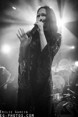 TarjaFrance's tweet photo. #Throwback Lyon- February 6th 2014 (1st part)
📸 Émilie Garcin
#tarja #tarjaturunen #ColoursInTheRoad2014 #lyon2014 #musicphotography #musiclivephoto #musiclivephotography https://t.co/P9CfTlOB9D