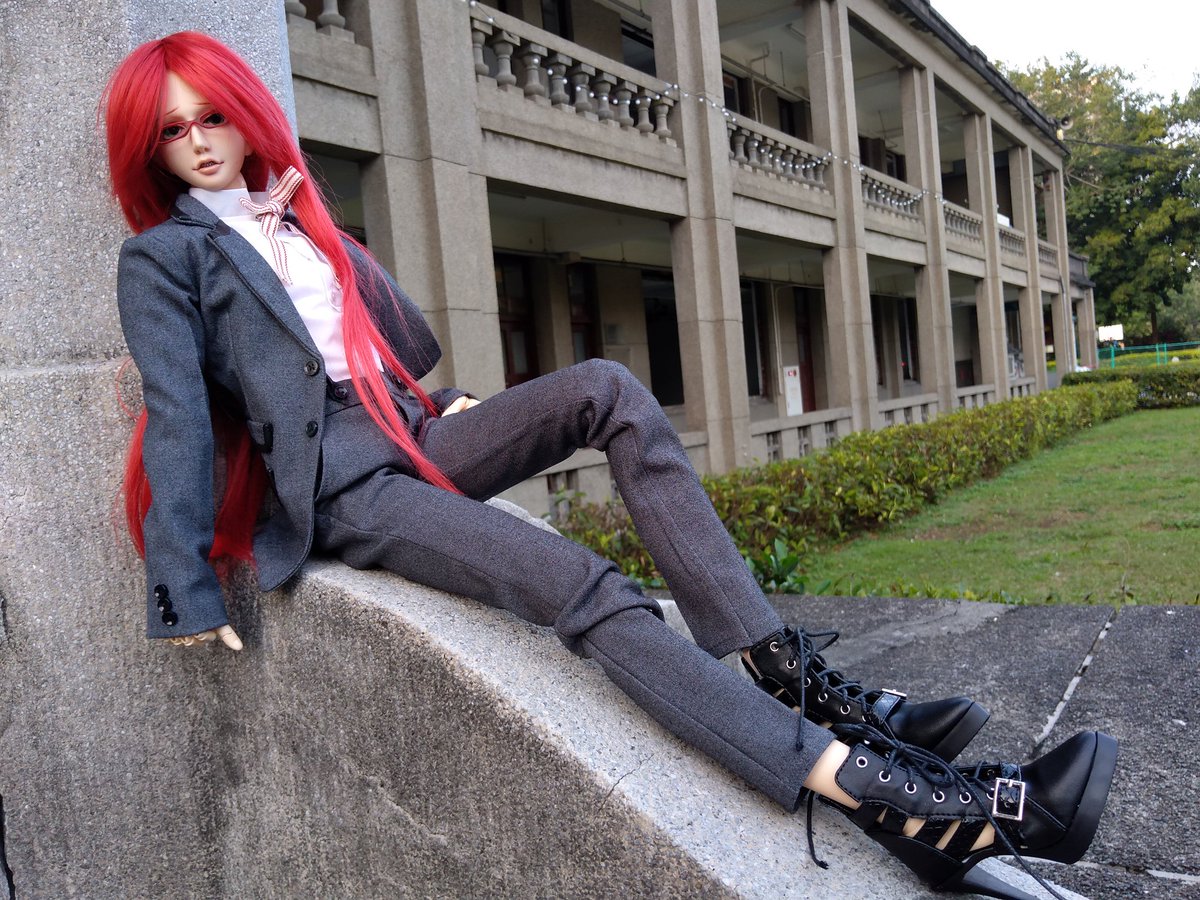 Seikoyen 千雪 生執事on Twitter Grell Love His High Heels Bjd 黑執事