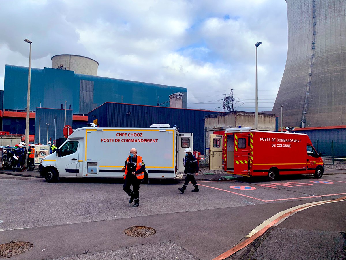 frenneauxp's tweet photo. Très bon Exercice #incendie chez @EDFChooz pour 30 #sapeurs-pompiers du @sdis08 avec 15 membres des équipes internes du #CNPE. Importance de la #prévision avec #ETARE et utilisation des #tablettes opérationnelles.
Merci à tous pour votre participation.#collaboration #GOC https://t.co/kcvy0p4iTm