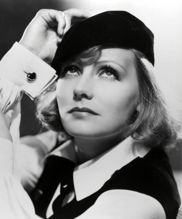 グレタガルボ Trsene V Twitter