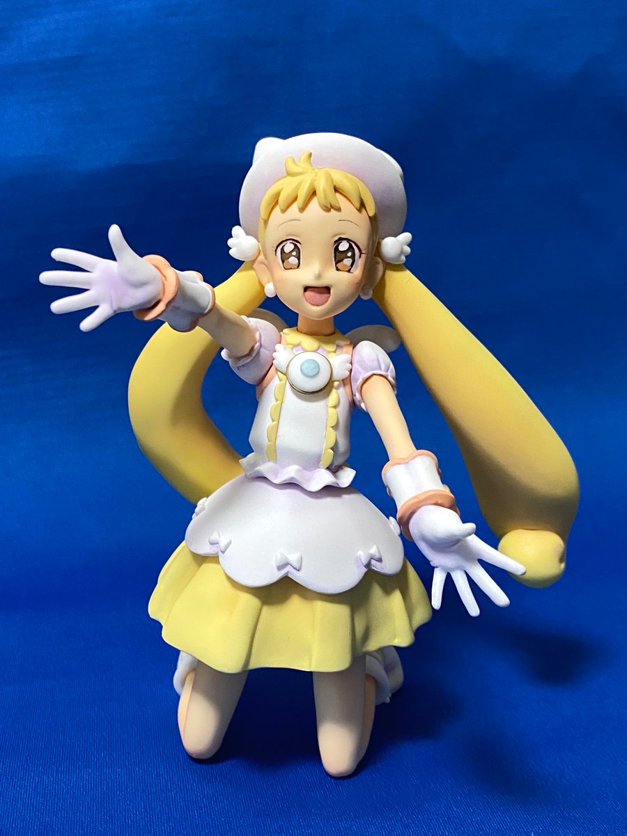 神ノ屋 おジャ魔女どれみ17の高校生ハナちゃんフィギュア 完成しました 本来ならワンフェス冬に持っていく予定でした ハートキャッチプリキュアのフィギュアを参考にしながら造形したので顔は可愛く出来てお気に入り おジャ魔女どれみ
