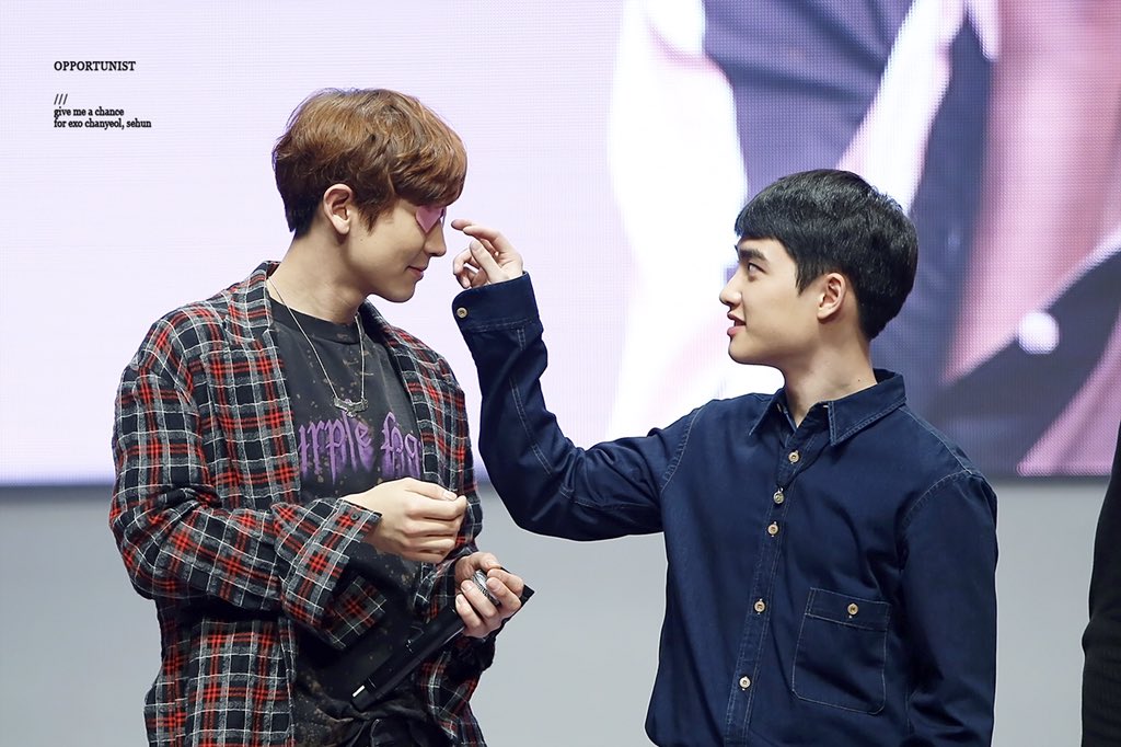  Dumb Things (3) - Paul Kelly The Dumb and Dumber series: Finale. When Kyungsoo isn't ignoring Chanyeol's craziness, he is ACTIVELY participating and helping. These two are hilarious on stage. Doing the weirdest things and making the most of the time they have together.
