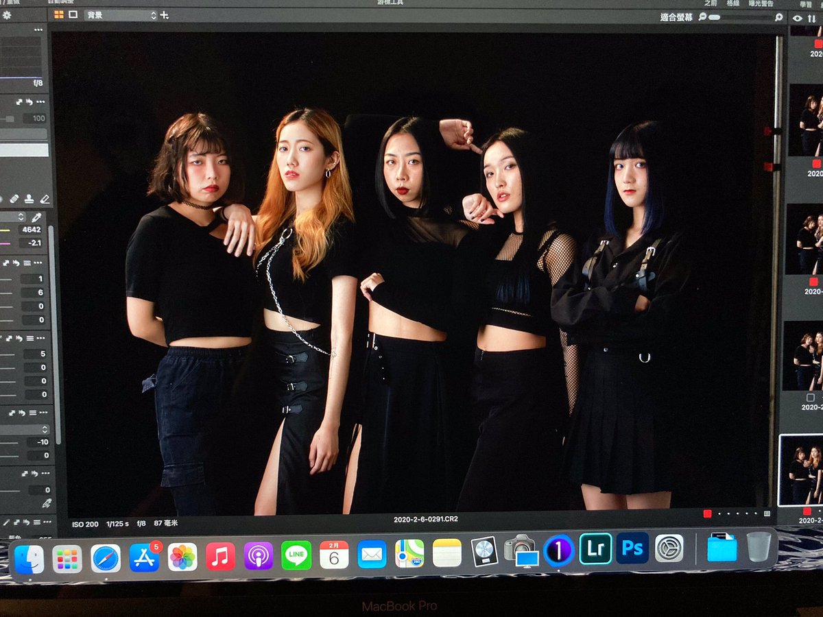 makemake_band's tweet image. アーティスト写真撮影中
#makemake #makemakeband