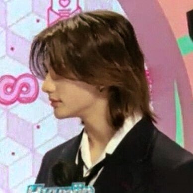 HWHJPICS's tweet image. he looks so attractive