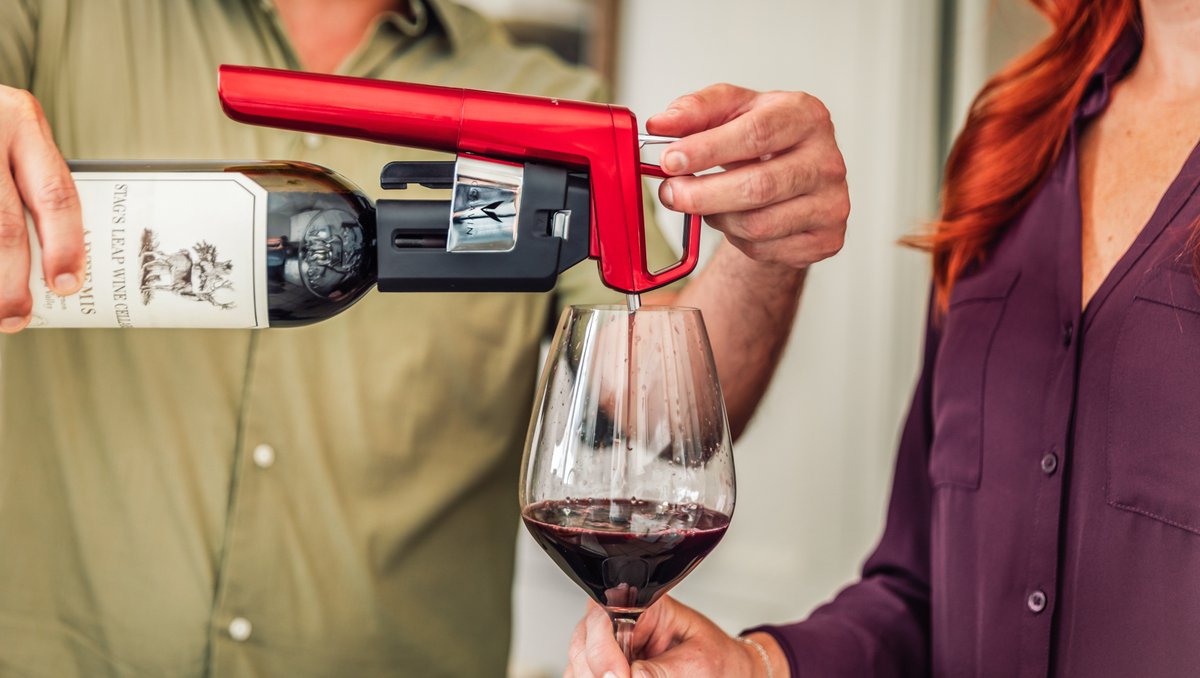 Offrez-lui du romantisme ❤️ 🍷 ⁠
Créez une expérience magique autour du vin pour la Saint-Valentin cette année en choisissant ce #Coravin aux couleurs de l’amour comme cadeau! ⁠
⁠
Bénéficiez de 15% DE RÉDUCTION sur le Model 6 Pomme d'amour 👉 bit.ly/2O2EI7y
⁠
