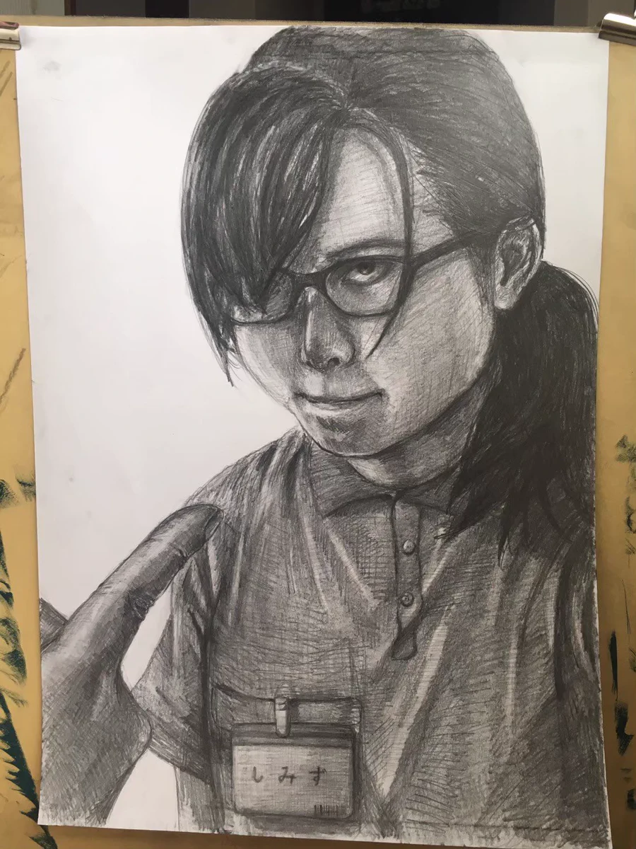 コンビニバイト中に初めて客に怒られた？翌日に描いた自画像がこれwww