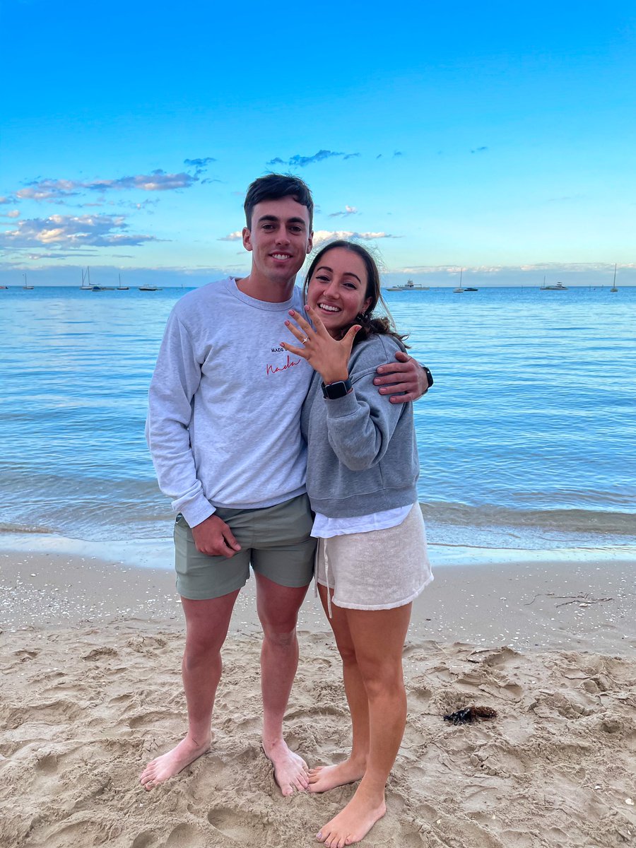 Brianne Mills tweet media