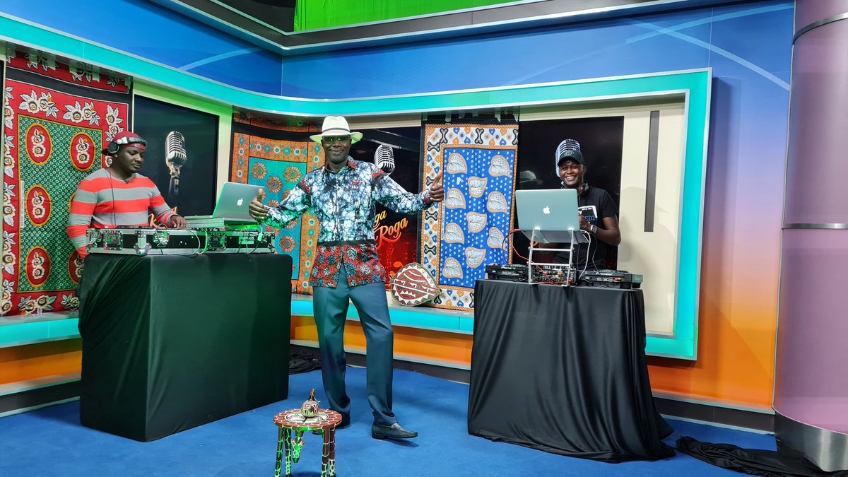 RogaRogaCTV's tweet image. Are you ready? #RogaRoga on @citizentvkenya @Fredomachoka with @Djvic_R and @djslimd1

#RogaRoga