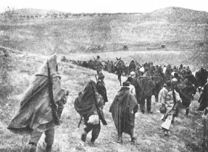 Guerra_Civil_'s tweet photo. 6/2/1937: Unos 20.000 soldados sublevados de infantería, dos batallones con ametralladoras pesadas y carros de combate alemanes avanzan hacia Ciempozuelos. Es el inicio de la Batalla del Jarama. https://t.co/tQxpTtZTEk