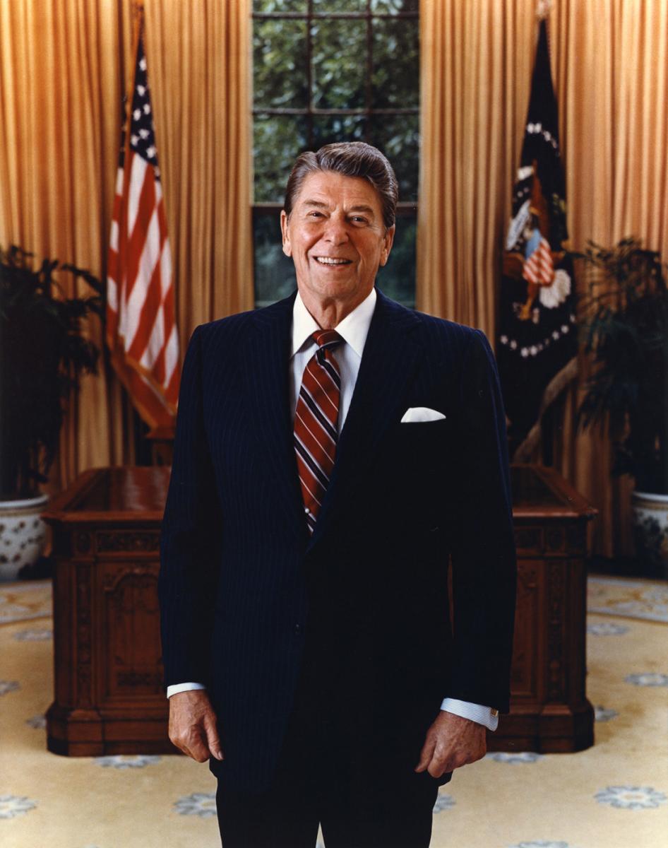JamesNavaCom's tweet photo. Ronald Reagan: “No hay respuestas sencillas, pero sí hay respuestas simples. Debemos tener el coraje de hacer lo que sabemos que moralmente es correcto”. https://t.co/x4OUprZjBi