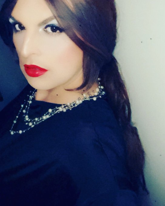 What's up twitter? ?

#makeup #dragqueen #glam #shemale #sissy #femboy https://t.co/Dlkhyuzqj6