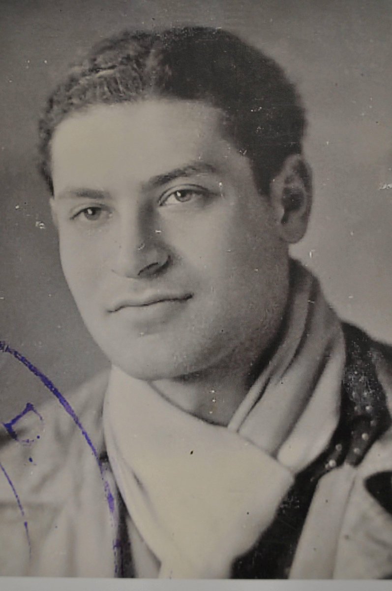 #Périgueux : l'ancien résistant Ralph Finkler est décédé à 96 ans sudouest.fr/2021/02/06/per… Par <a href="/ChassainH/">Hervé Chassain</a>