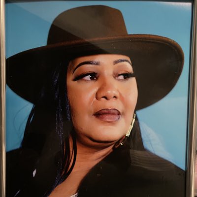 AngelaMMitchel2's tweet photo. #NewProfilePic https://t.co/H8VzKWWk4Y