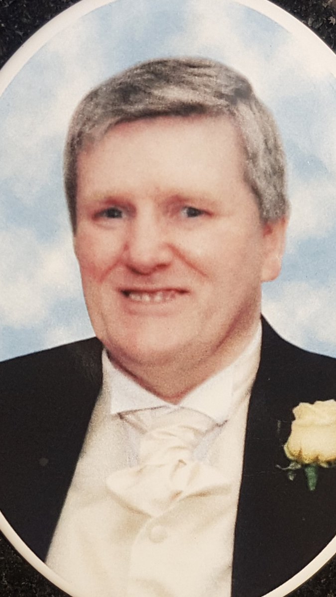 David93756844's tweet photo. Happy 71st birthday dad , miss you every day https://t.co/T6V4BdFHcN