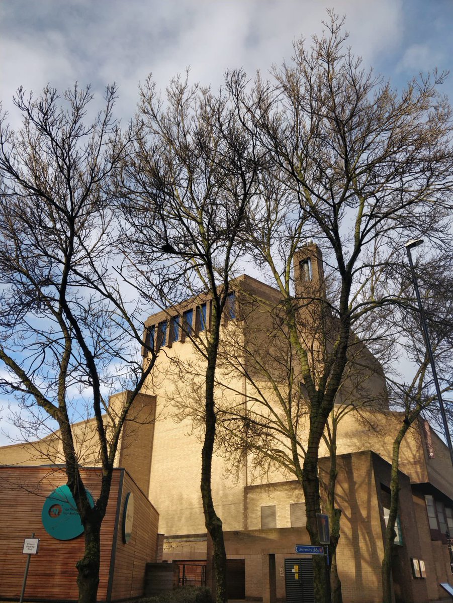 Really missing this place! Just patiently waiting in the winter sunshine for us all to return to her. <a href="/RoyalDerngate/">Royal & Derngate</a> #lovetheatre