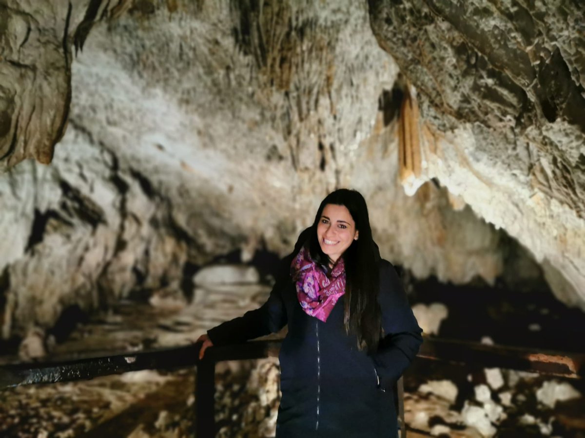 GuideOnCosenza's tweet photo. 𝐶𝑎𝑟𝑖 𝐴𝑚𝑖𝑐𝑖,
Oggi ho deciso di farvi conoscere 𝗣𝗮𝗽𝗮𝘀𝗶𝗱𝗲𝗿𝗼, un piccolo comune del Parco del Pollino, che presenta delle 𝘂𝗻𝗶𝗰𝗶𝘁𝗮̀ come la 𝗚𝗿𝗼𝘁𝘁𝗮 𝗱𝗲𝗹 𝗥𝗼𝗺𝗶𝘁𝗼. https://t.co/IXp10ysiJx