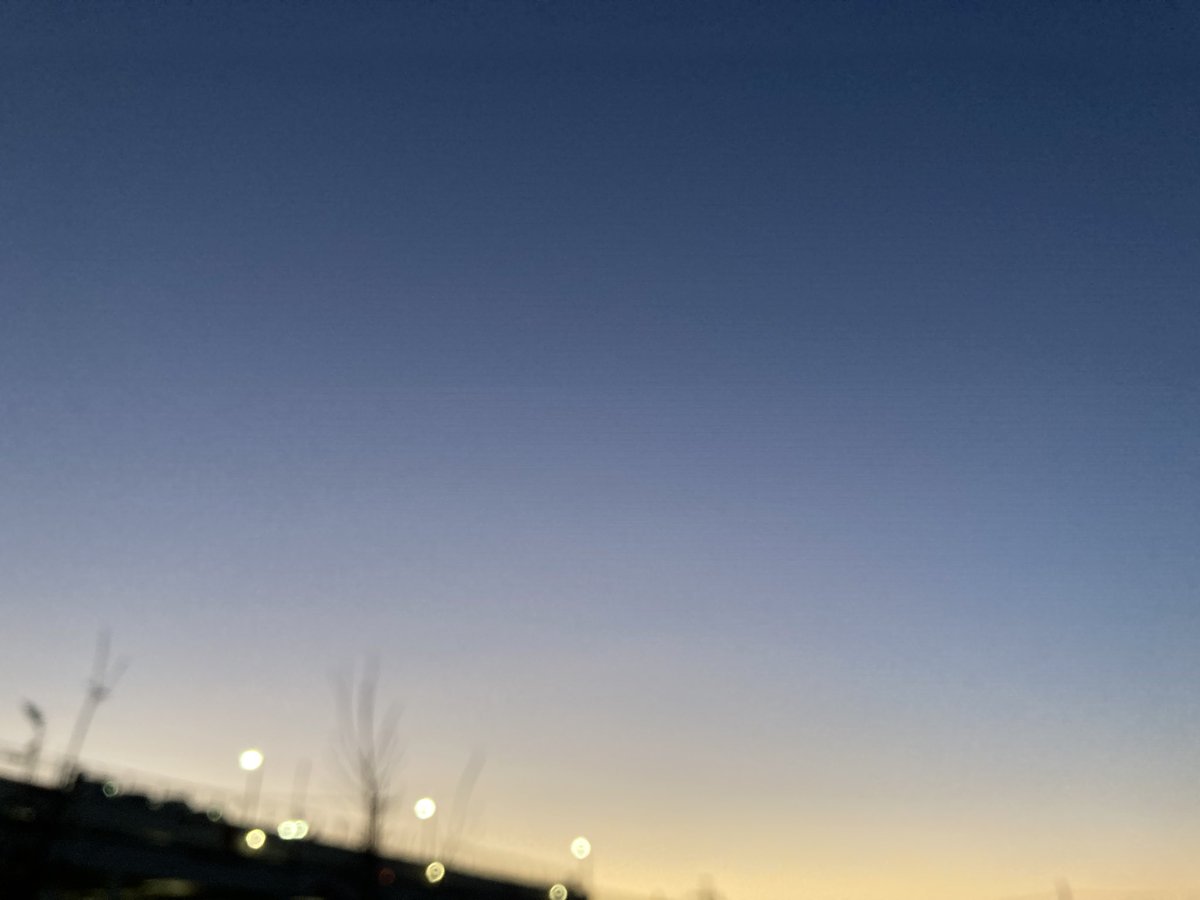 tuttini2269's tweet photo. 2021.2.6 SAT

今日は天気が良くてとても暖かかったですね。

#開脚チャレンジ 11日目。

今日も走れたことに感謝。

#幡ヶ谷再生大学陸上部
#幡ヶ谷再生大学陸上部奈良
#MOBSTYLES
#PEACE_AND_MOSH
#エピックリアクトフライニット
#EPICREACTFLYKNIT
#僕のナイキ https://t.co/IC2J4vRpj0