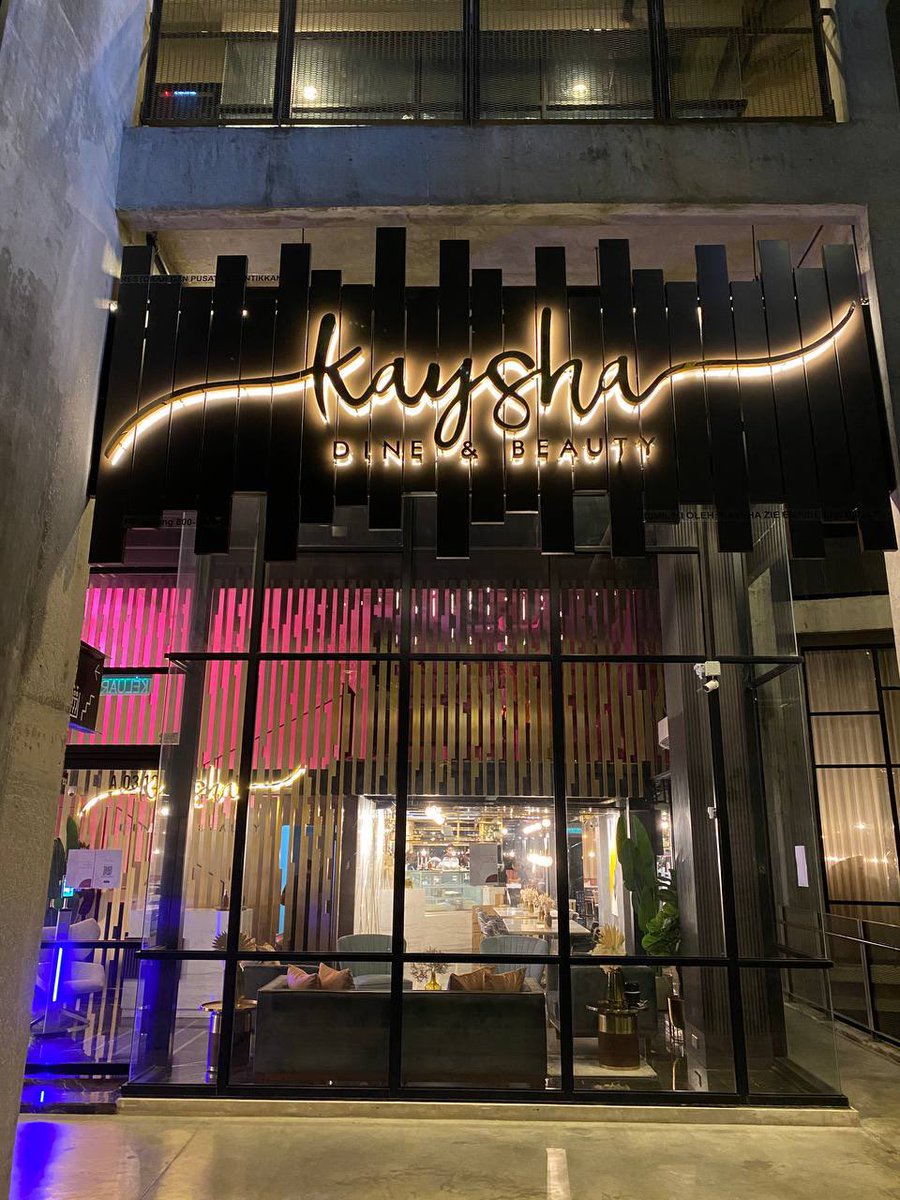 Twt_Cyberjaya's tweet photo. Kaysha Dine &amp; Beauty, Tamarind Square antara restoran paling cantik di Cyberjaya. 

Pertama kali melangkah masuk, memang terpesona bila lihat dekorasi di restoran ini. Kami bagi 5 bintang. https://t.co/J9tdRfU2JR