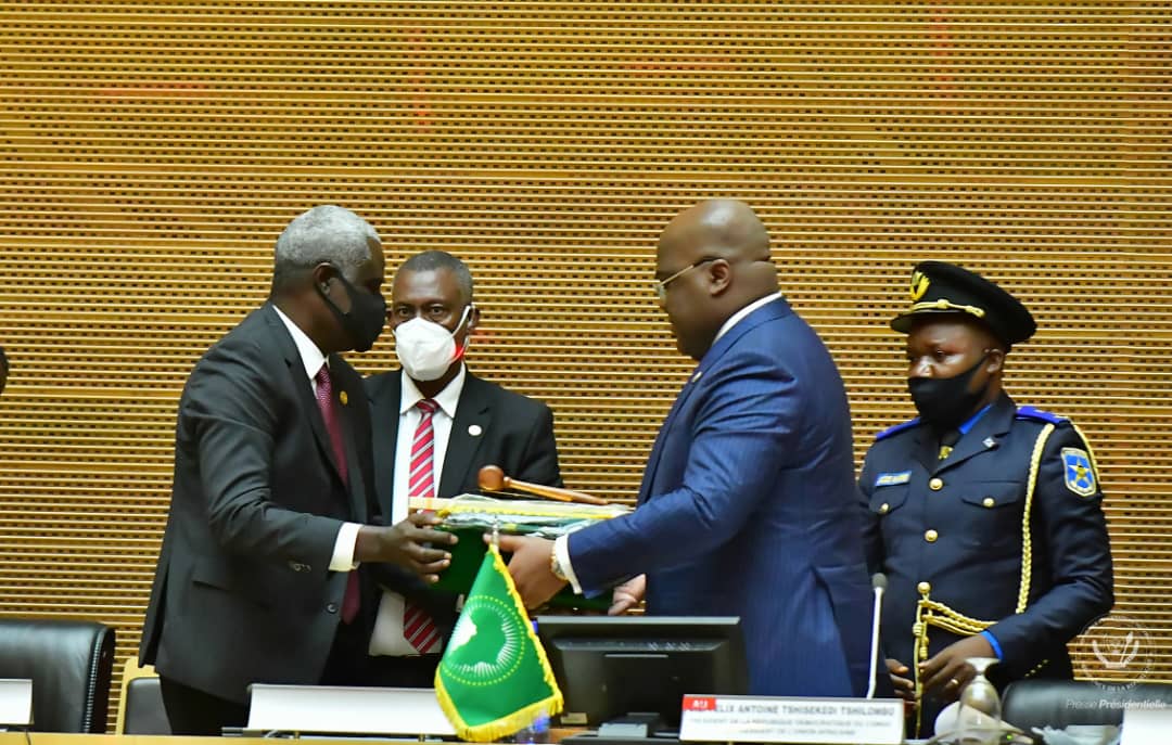WasolelaR's tweet photo. Nous demandons a Mr Félix Tshisekedi de cesser avec ses promesses irréalistes voir même irréalisables car le sommet de l'Union africaine n'a pas besoin de ses promesses sans suites favorables mais plutôt des actions urgentes a la grandeur de tes fonctions. https://t.co/HFb9cDhesU