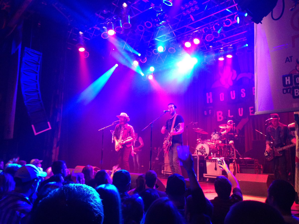 We first saw them perform when they opened for Eric Church at  @RMFieldHouse (then The Q) in Cleveland on October 10, 2014.  Then we saw a special, free  @BrothersOsborne midnight show afterward at nearby  @HOBCleveland – which remains among my favorite concert experiences.