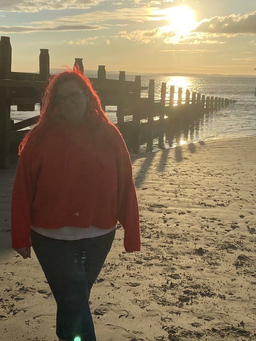 Beach fun with Master Raven . Brilliant day https://t.co/eI9xzr0ONZ<a href="/tag/femdom"class="tags"><span>#femdom</span></a><a href="/tag/mistress"class="tags"><span>#mistress</span></a><a href="/tag/findom"class="tags"><span>#findom</span></a><a href="/tag/sissy"class="tags"><span>#sissy</span></a><a href="/tag/sub"class="tags"><span>#sub</span></a><a href="/tag/facesitting"class="tags"><span>#facesitting</span></a>